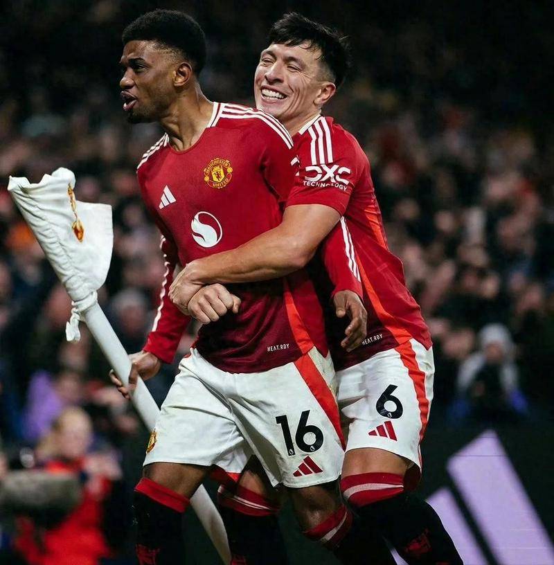 包含布莱顿训练开放日,最后时刻扳平良机引观众欢呼,CBA季后赛在即,年轻球员获得机会的词条 包含布莱顿训练开放日,最后时刻扳平良机引观众欢呼,CBA季后赛在即,年轻球员获得机会的词条