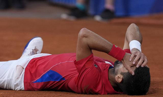 关于德约科维奇连续二十场比赛得分超过高光表现，中国队挑战极限！的信息