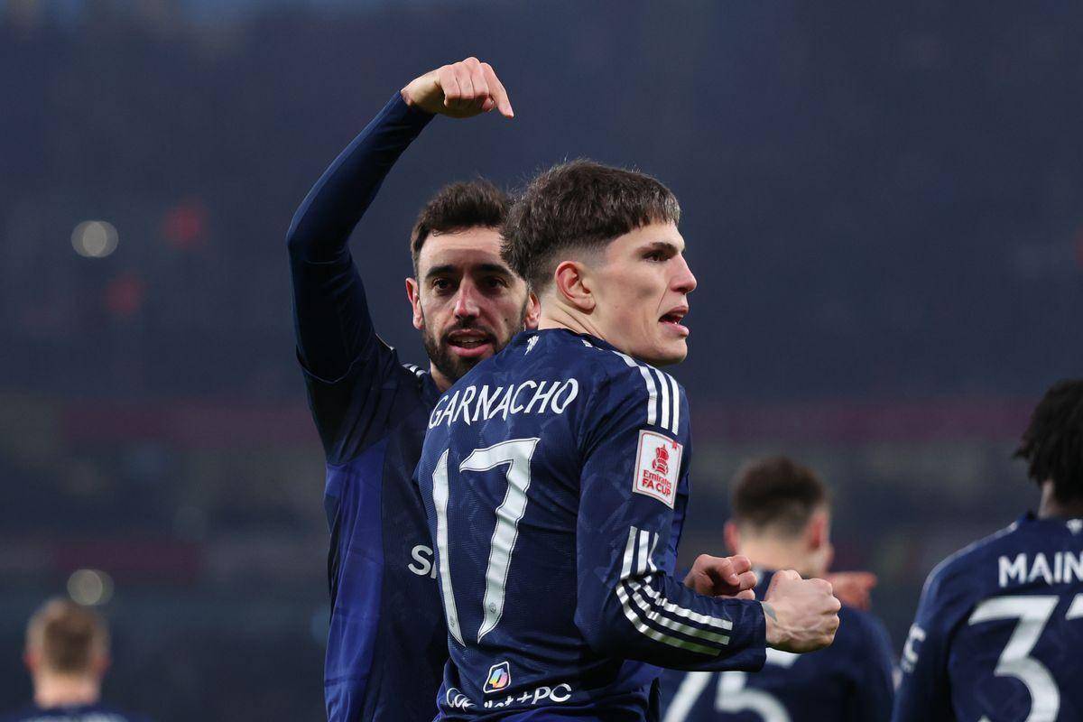 包含欧联今夜再迎强敌，摩纳哥队长鼓劲，主帅态度——管理层满意，轮换策略成焦点的词条