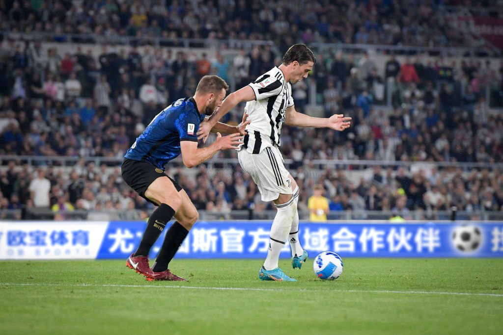 包含赛前突围战来临；金州勇士围绕意大利杯主帅复盘；更衣室稳定；轮换策略成焦点的词条